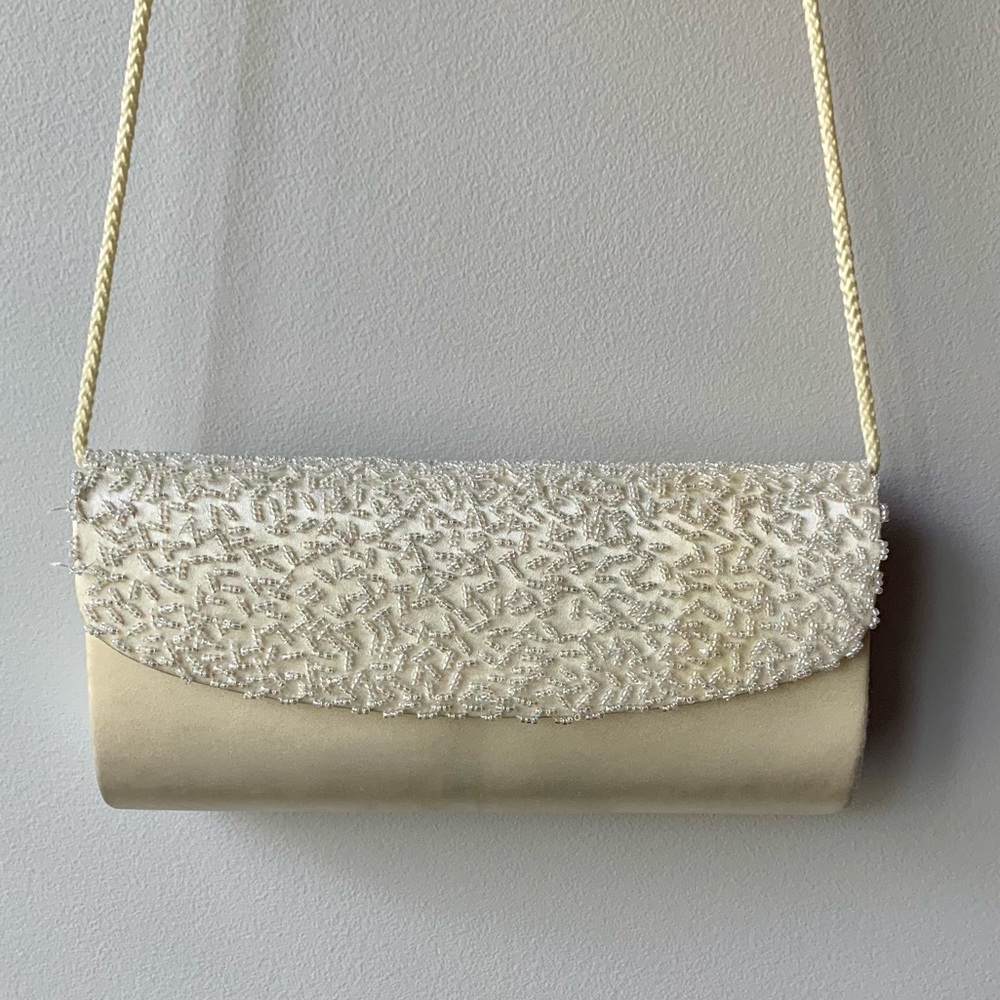 Vintage Inspired Handmade Off White Beaded Purse